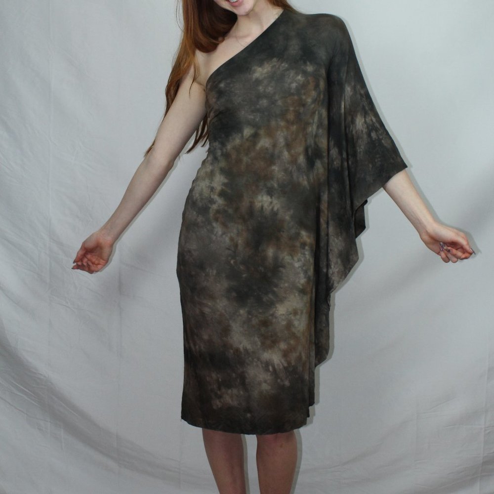 NWT Neiman Marcus Bailey 44 Kimono Flutter Dress